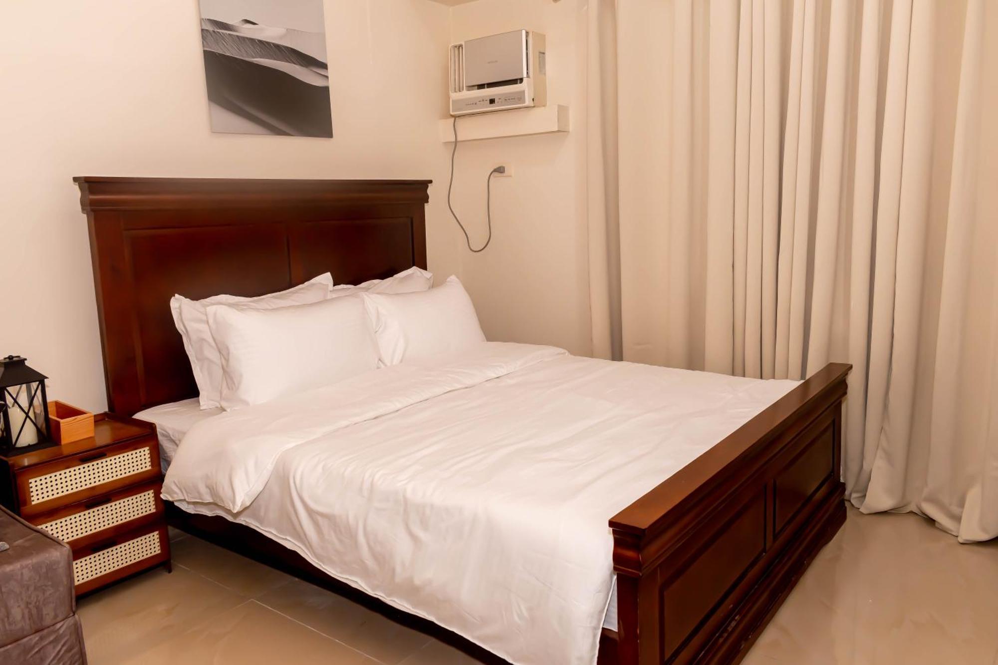 Amora Suites At The Beacon Makati Manila Pokoj fotografie